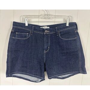 Levis Women’s Size 12 / 31W Womens Denim Blue Jean Shorts Casual Stretch